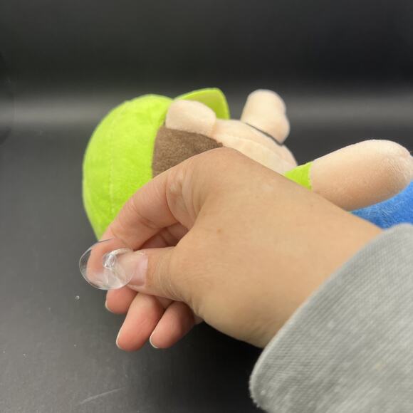 Luigi Super Mario Plush 8” With Plastic Suction Cup No Tags - Picture 3 of 8